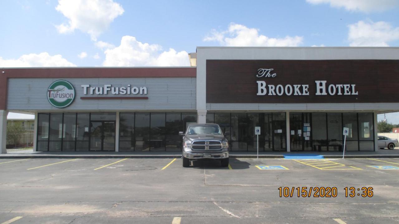 The Brooke Hotel Brookshire Exterior photo